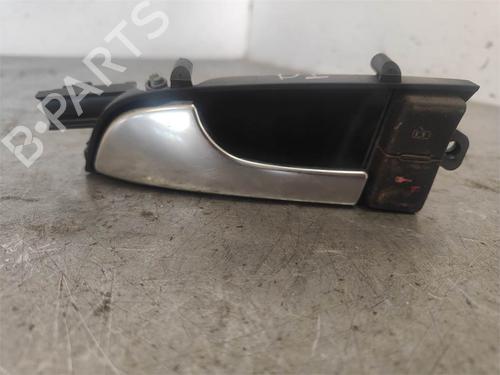 Used Front left interior door handle Front left interior door handle 38262995 38262995