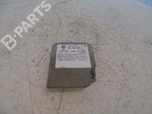 Used ECU airbags VW GOLF IV (1J1) 1.9 TDI (90 hp) 6897938