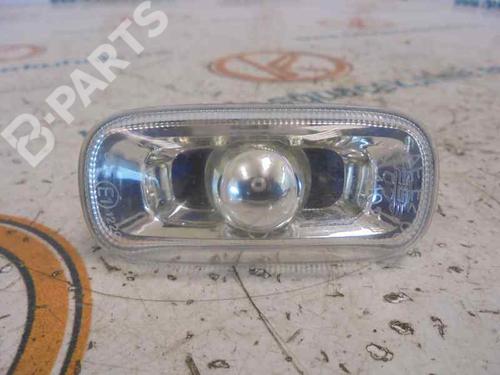 Right side indicator AUDI A4 B6 (8E2) 2.0 (130 hp) 8E0949127 | 8E0949127 |