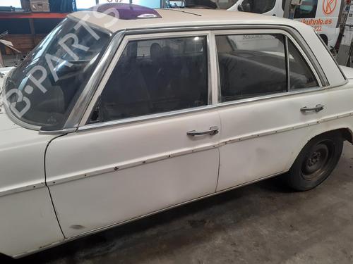 Interior roof MERCEDES-BENZ /8 (W115) 220 D (115.110) | BP7544044I12 