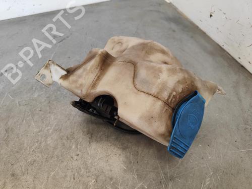 Used Windscreen washer tank VW GOLF IV (1J1) 1.6 16V (105 hp) 13417953
