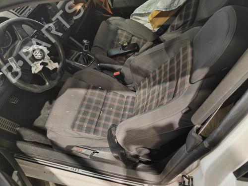 Venstre foran invendig håndtak VW GOLF V (1K1)  | BP11021431I13 