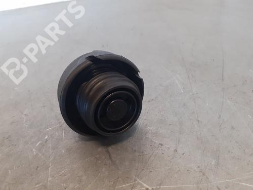 Fuel flap VW PASSAT B5 (3B2) 1.9 TDI | BP10270877C131 