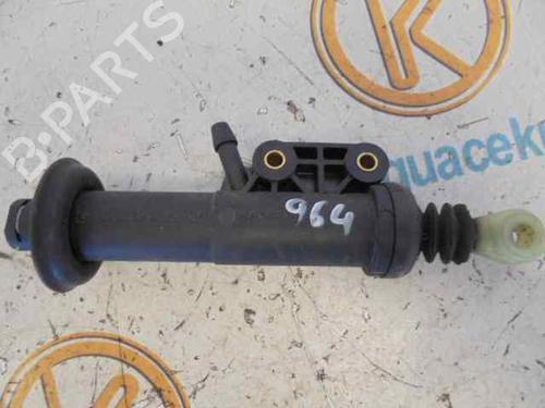 Used Clutch slave cylinder MERCEDES-BENZ VITO Van (W638) 112 CDI 2.2 (638.094) (122 hp) 14184970
