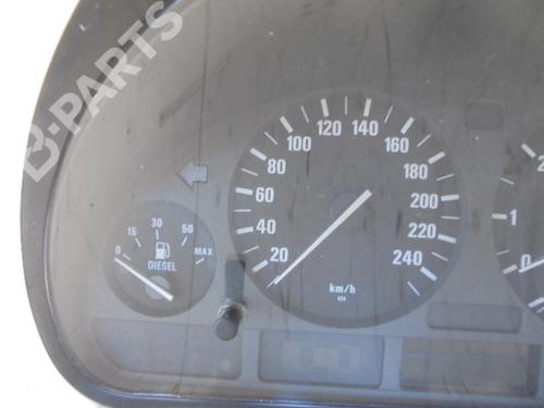 Instrument cluster BMW 5 (E39) 520 d | BP6690997C47 