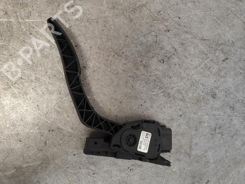 Pedal Pedal FORD FIESTA VI (CB1, CCN) 1.6 TDCi (90 hp) 33818278 33818278