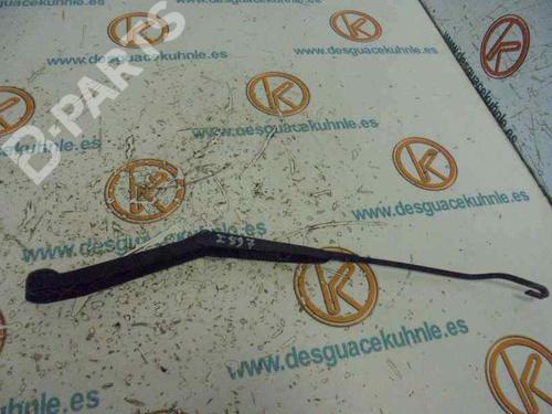 Used Front windshield wiper arm NISSAN MICRA II (K11) 1.0 i 16V (54 hp) 6631555