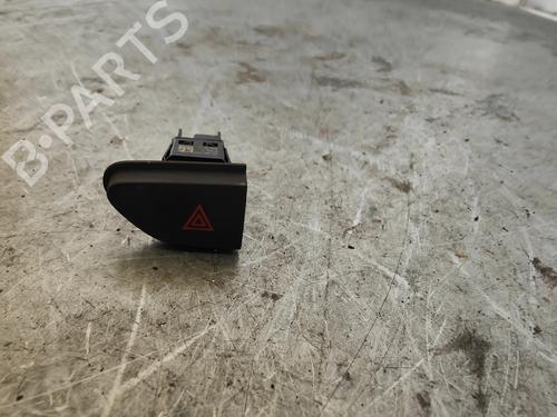 Used Warning switch RENAULT CLIO IV (BH_) [2012-2021]  27605673