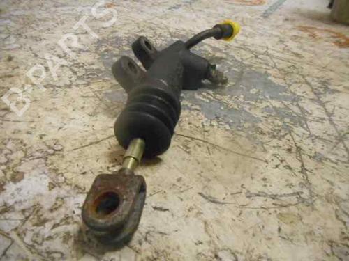Clutch slave cylinder HYUNDAI SONATA IV (EF) 2.0 16V | BP14181024M113 