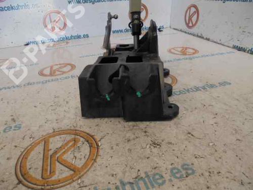 Gear lever RENAULT MEGANE III Hatchback (BZ0/1_, B3_) 1.9 dCi (BZ0N, BZ0J) | BP7428969M90 