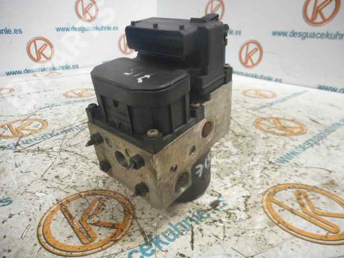 Used ABS pump NISSAN ALMERA TINO (V10) [1998-2006]  2448364