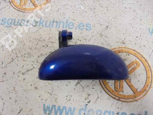 Używane Klamka zewnętrzna drzwi przednich prawych PEUGEOT 107 (PM_, PN_) 1.4 HDi (54 hp) 4897204
