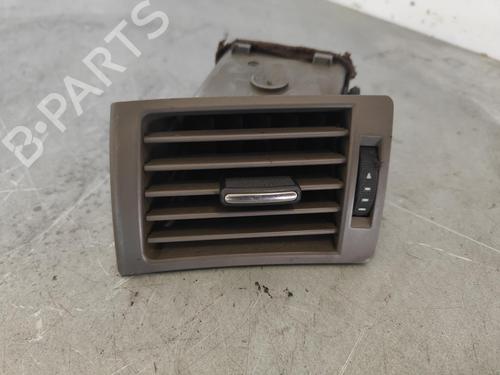 Air vent AUDI A4 B7 Avant (8ED) 2.5 TDI (163 hp) 13733773