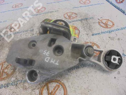 Used Engine mount Engine mount RENAULT TRAFIC II Van (FL) [2001-2026] 10269624 10269624