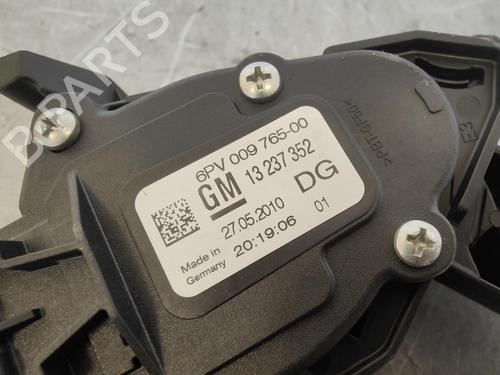 Pedal OPEL INSIGNIA A (G09)  | BP15688438I4 