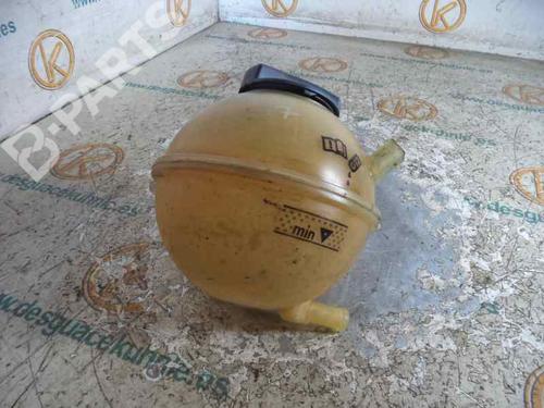 Used Expansion tank VW BORA I (1J2) 1.6 (101 hp) 2461829