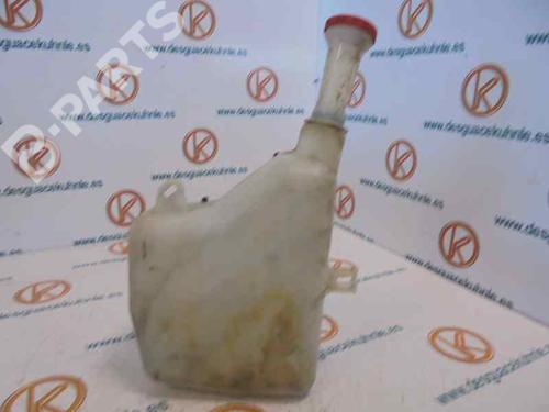 Used Windscreen washer tank PEUGEOT 306 Hatchback (7A, 7C, N3, N5) 1.4 (75 hp) 7428316