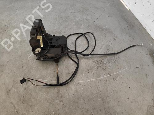 Used Front left lock MERCEDES-BENZ C-CLASS (W203) [2000-2007]  14925434