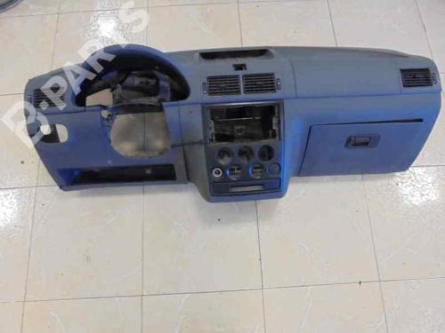 Dashboard FORD TOURNEO CONNECT 1.8 TDCi (90 hp) 5043218