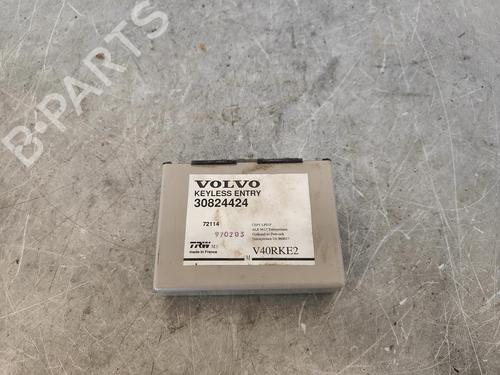 Used Comfort control module VOLVO S40 I (644) 1.9 TD (90 hp) 13417984