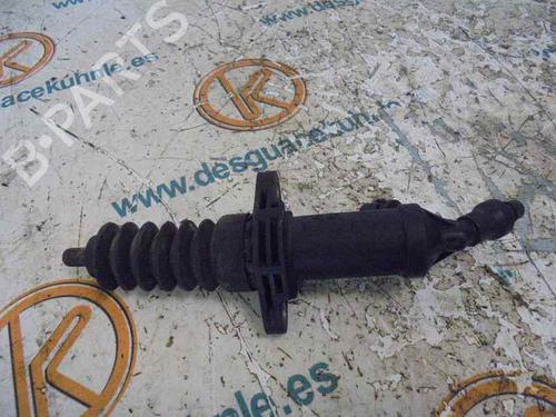 Clutch slave cylinder BMW 3 (E90) 320 d xDrive | BP14182811M113 