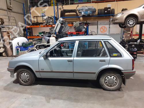 Høyre bak invendig håndtak OPEL CORSA A Hatchback (S83) 1.2 S (F08, M08, F68, M68) | BP8877114I16 