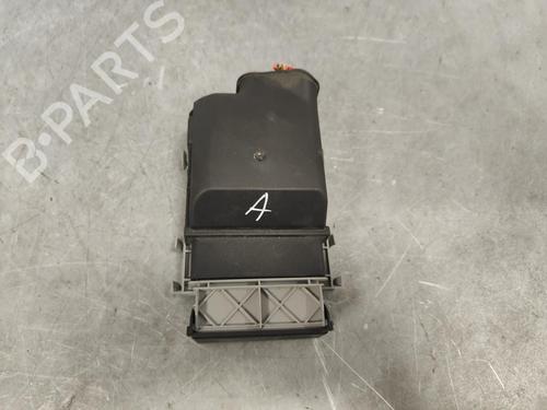 Used Fuse box OPEL INSIGNIA A (G09) [2008-2017]  12515809