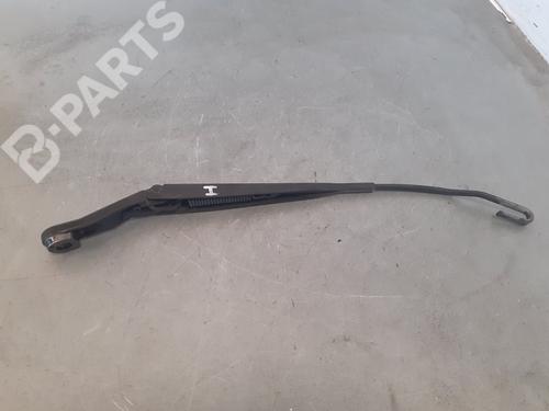 Used Front windshield wiper arm NISSAN MICRA III (K12) [2002-2011]  9277203