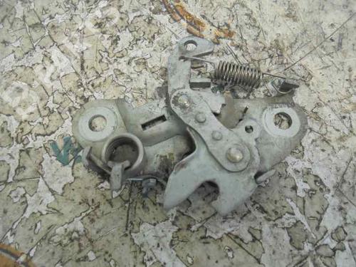 Used Hood lock PEUGEOT 406 (8B) 2.1 TD 12V (109 hp) 8780087