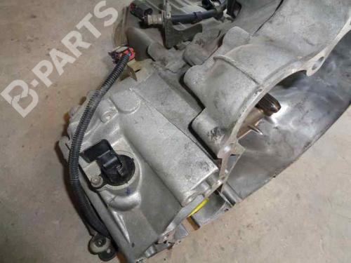 Gearbox NISSAN ALMERA I (N15) 2.0 D | BP2449036M3 