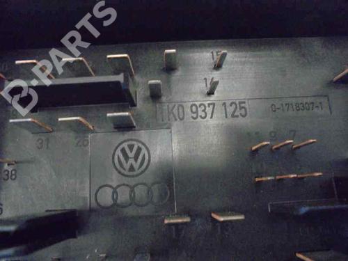 Fuse box VW GOLF V (1K1)  | BP2488415E1 