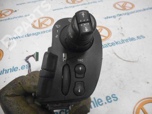 Steering wheel controls RENAULT SCÉNIC II (JM0/1_)  | BP2467308E15 