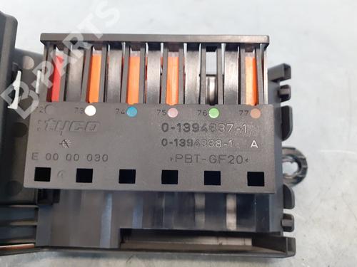 Fuse box MERCEDES-BENZ E-CLASS (W211) E 270 CDI (211.016) | BP9676483E1 