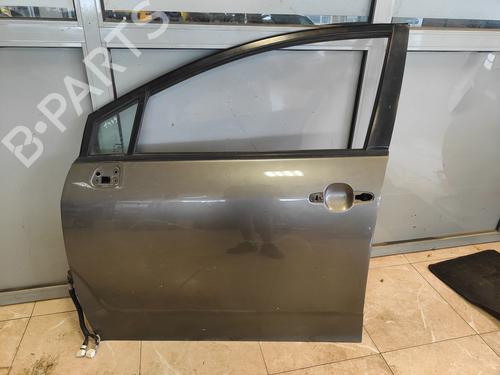 Used Left front door TOYOTA COROLLA Verso (ZER_, ZZE12_, R1_) 2.0 D-4D (CUR10_, CUR10R) (116 hp) 20134246