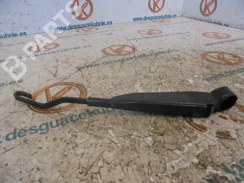 Used Rear windshield wiper arm CHRYSLER VOYAGER IV (RG, RS) 2.5 CRD (141 hp) 6631283
