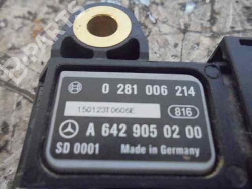 Electronic sensor MERCEDES-BENZ CLA Shooting Brake (X117) CLA 200 CDI / d (117.908) | BP6070638M84 