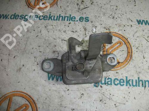 Used Hood lock RENAULT MEGANE I Classic (LA0/1_) [1996-2008]  8781361