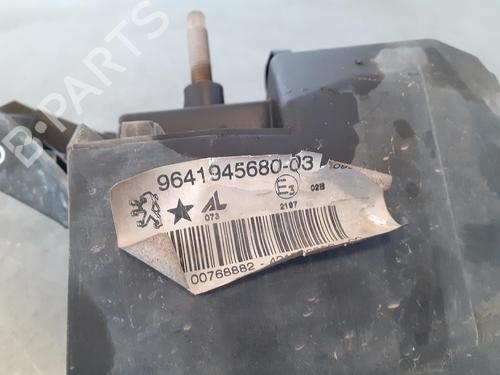 Left front fog light PEUGEOT 407 (6D_)  | BP9518821C30 