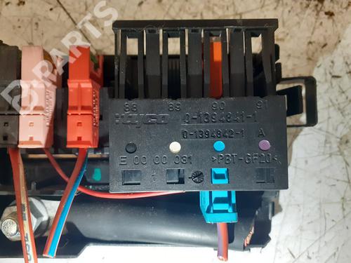 Fuse box MERCEDES-BENZ E-CLASS (W211) E 220 CDI (211.008) | BP6975918E1 