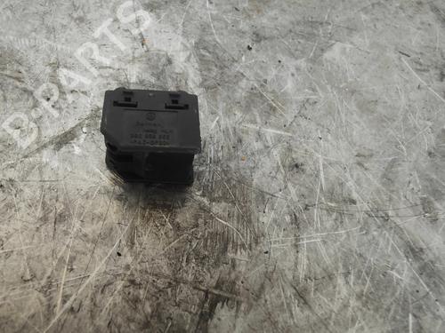 Right front window switch SKODA OCTAVIA I (1U2)  | BP27651914I26 