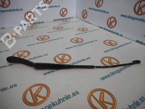 Used Front windshield wiper arm RENAULT LAGUNA I (B56_, 556_) [1993-2002]  6630888
