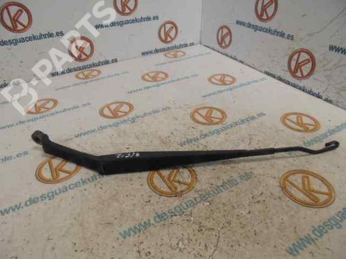 Used Front windshield wiper arm KIA SPORTAGE II (JE_, KM_) [2004-2011]  4607539