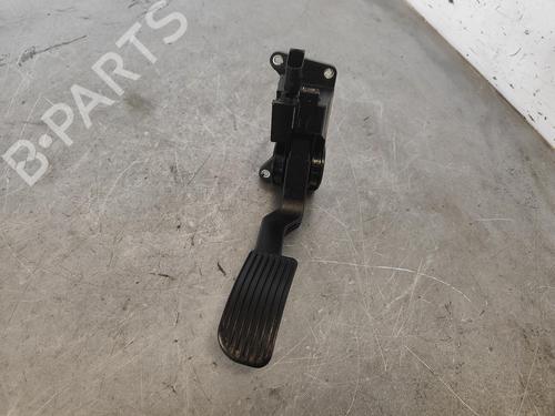 Used Pedal MERCEDES-BENZ VITO Van (W638) 112 CDI 2.2 (638.094) (122 hp) 13526031