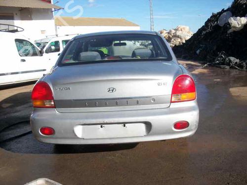 Interior roof light HYUNDAI SONATA IV (EF) 2.0 16V | BP7429786I8 