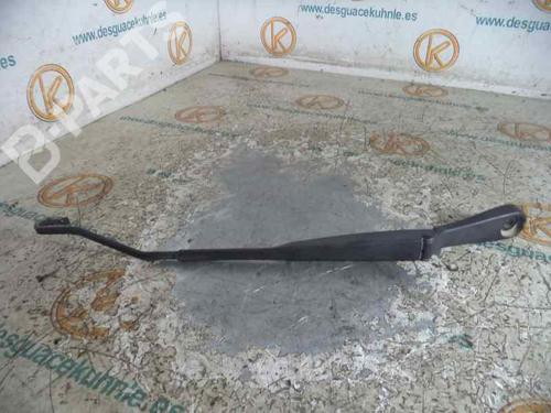 Used Front windshield wiper arm JEEP GRAND CHEROKEE II (WJ, WG) 3.1 TD 4x4 (140 hp) 6630499