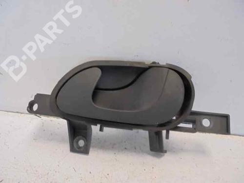 Front right interior door handle FIAT SCUDO Platform/Chassis (220_) 1.9 D 1470970077 |