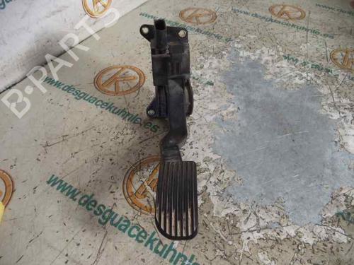 Pedal MERCEDES-BENZ VITO Van (W638) 108 CDI 2.2 (638.094) (82 hp) 2458201