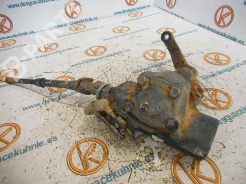 Styregear/Snekke NISSAN NAVARA (D22) 2.5 D 4x4 (133 hp) 2471994