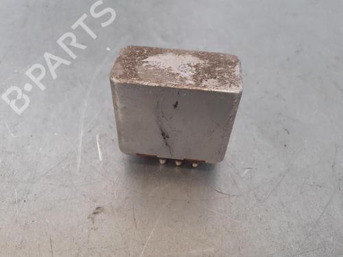 Elektronisk modul MERCEDES-BENZ /8 (W115) 220 D (115.110) (60 hp) 14188086