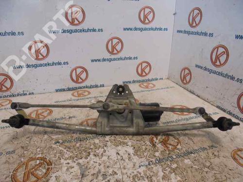 Used Front wiper motor RENAULT KANGOO (KC0/1_) D 65 1.9 (KC0E, KC02, KC0J, KC0N) (64 hp) 2452697